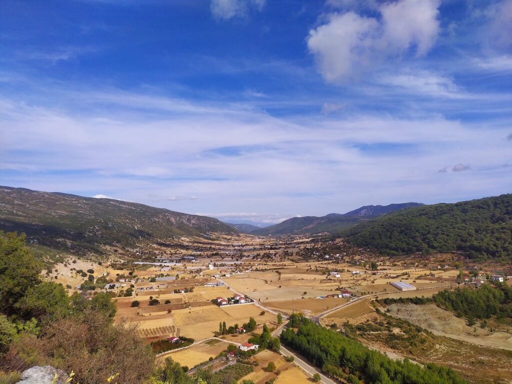 Overlooking plateau at Bezirgan
