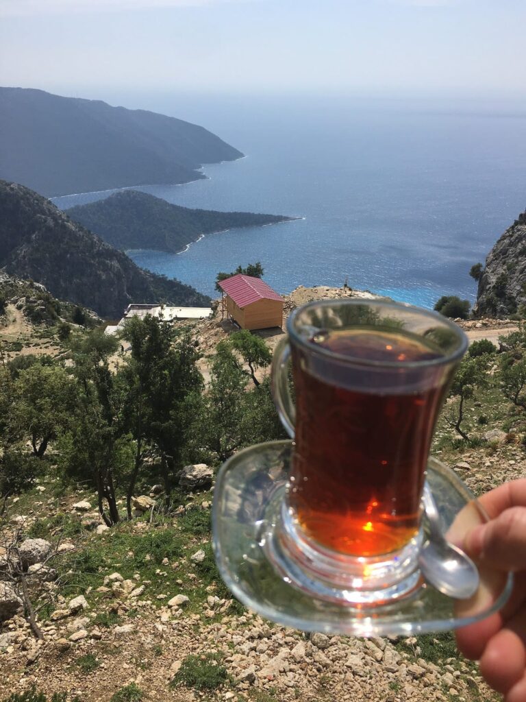 Tea with a view in Alınca