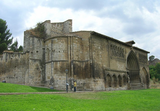 Camino Francés - Iglesia Santo Sepulcro in Estella